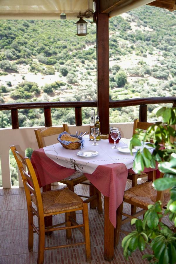 Sunset Crete Bed & Breakfast Kambos  Bagian luar foto