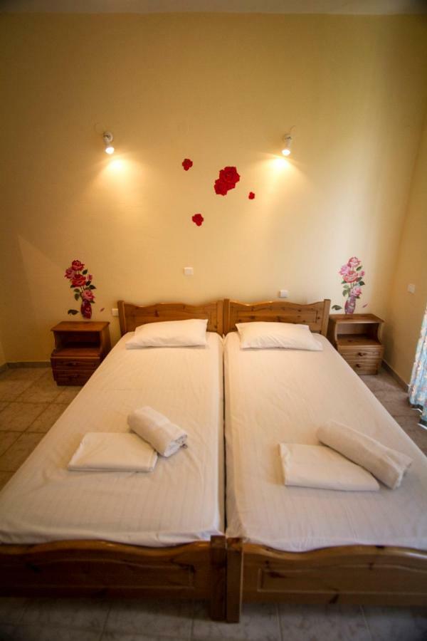 Sunset Crete Bed & Breakfast Kambos  Bagian luar foto